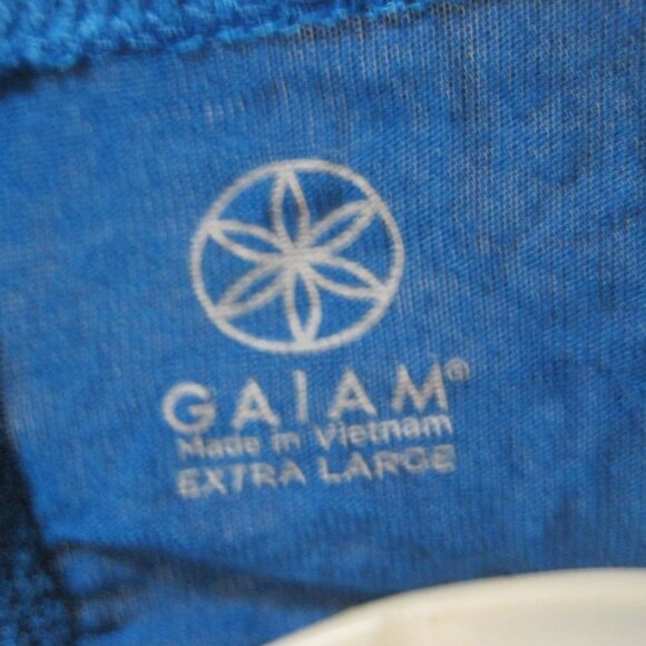 Gaiam Women Blue Turquoise/Black 1/2 Star Design Harmony Long Sleeve Yoga Tee XL - Picture 6 of 11